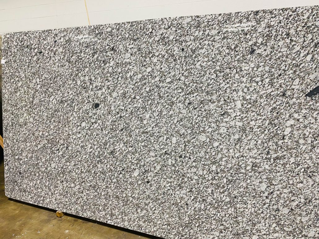 White Fiorito Colonial Granite Richmond 7051